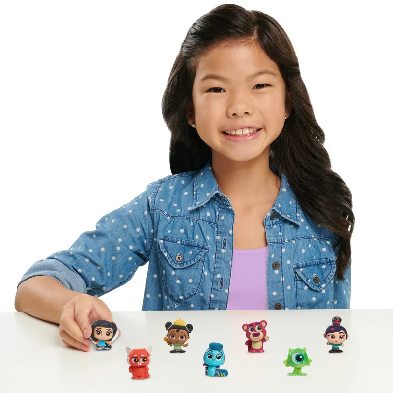 Disney Doorables Multi Peek Surprise Box Series 8