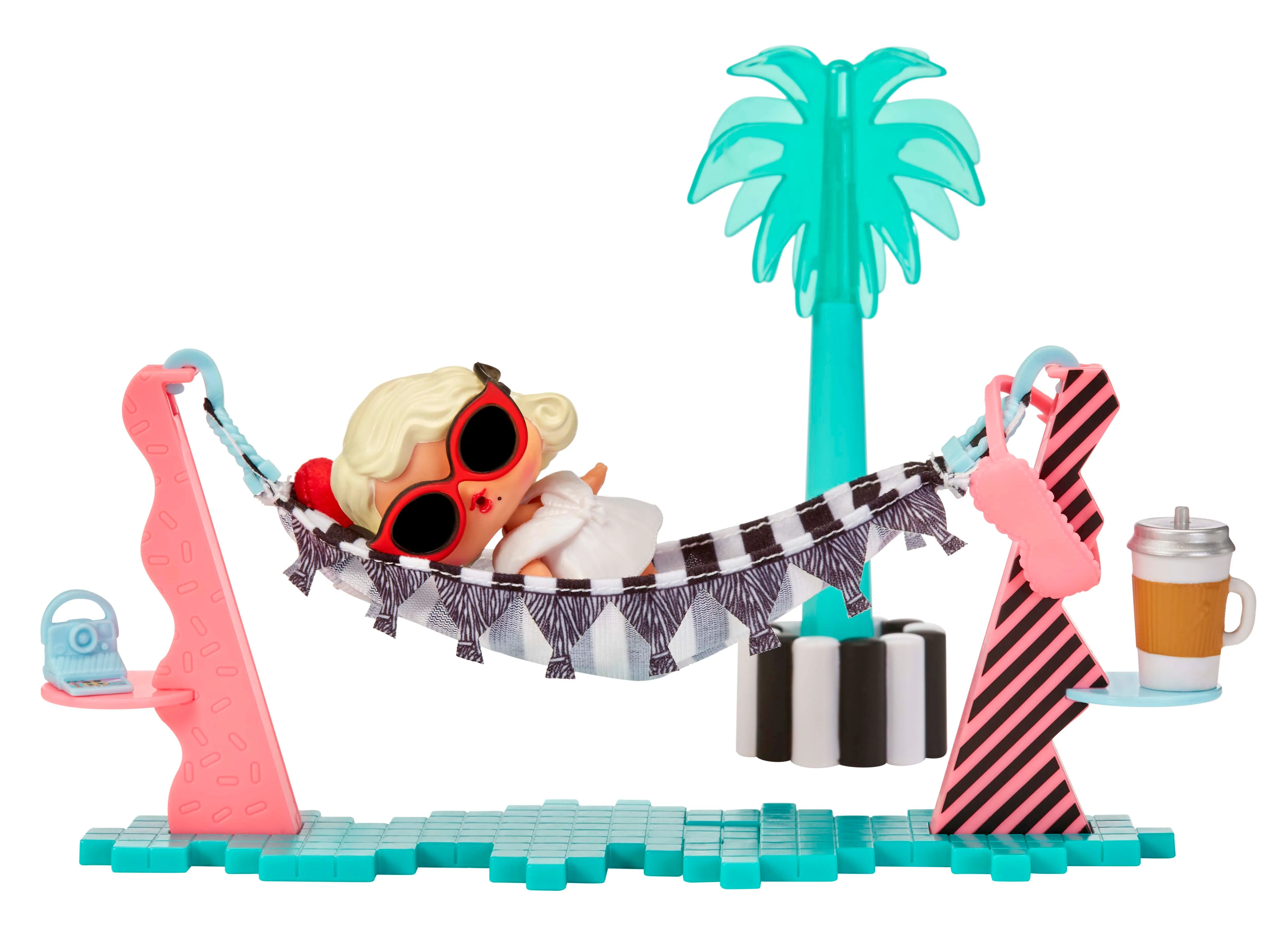 L.O.L. Surprise House Of Surprises! Furniture With Doll Vacay Lounge