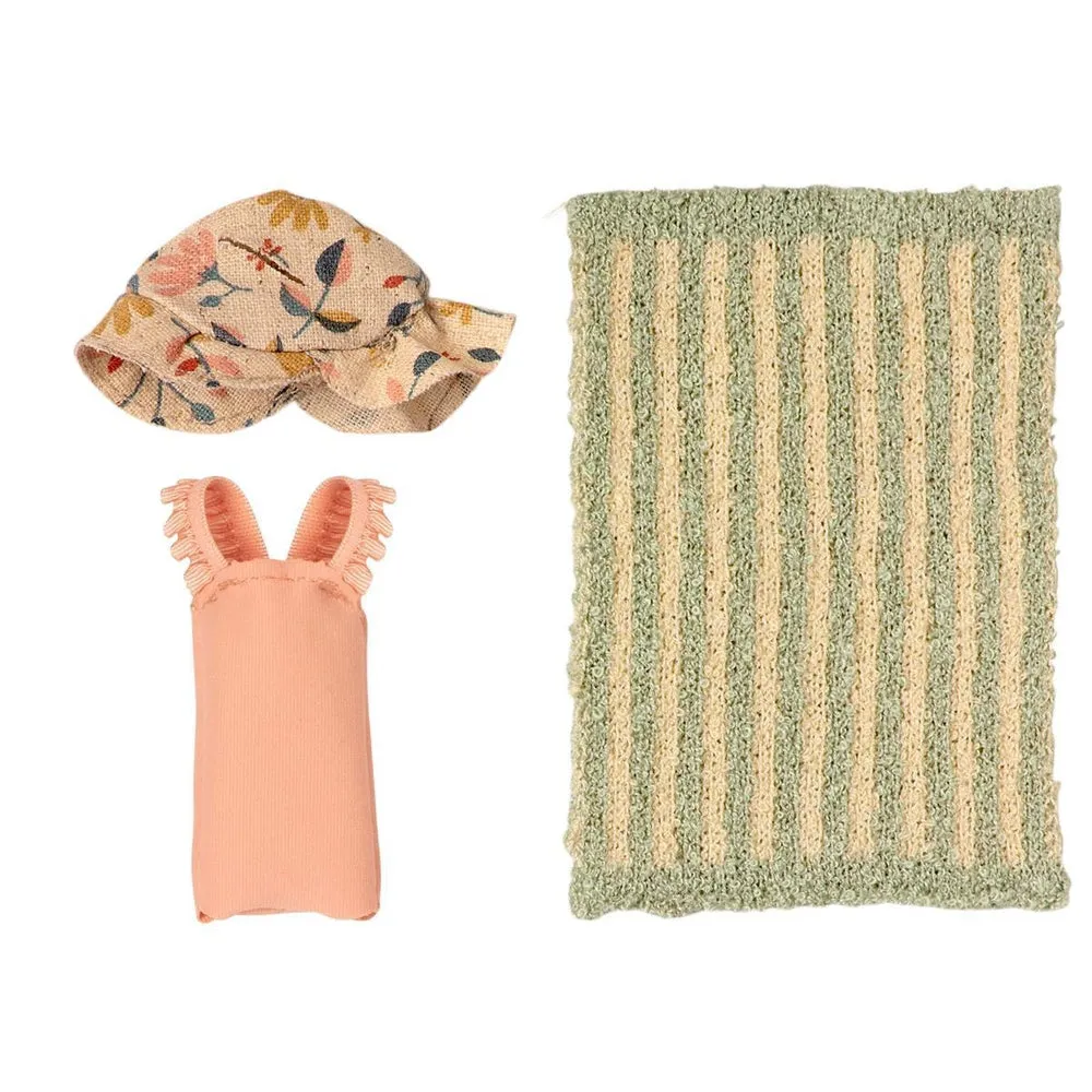 Maileg miniature beach set for big sister mouse