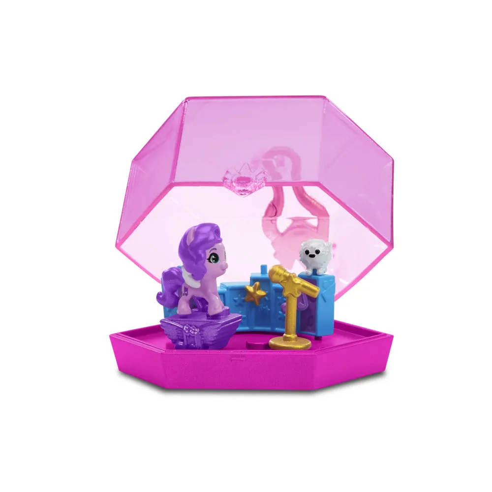 My Little Pony Mini World Magic Crystal Keychain Princess Pipp Petals