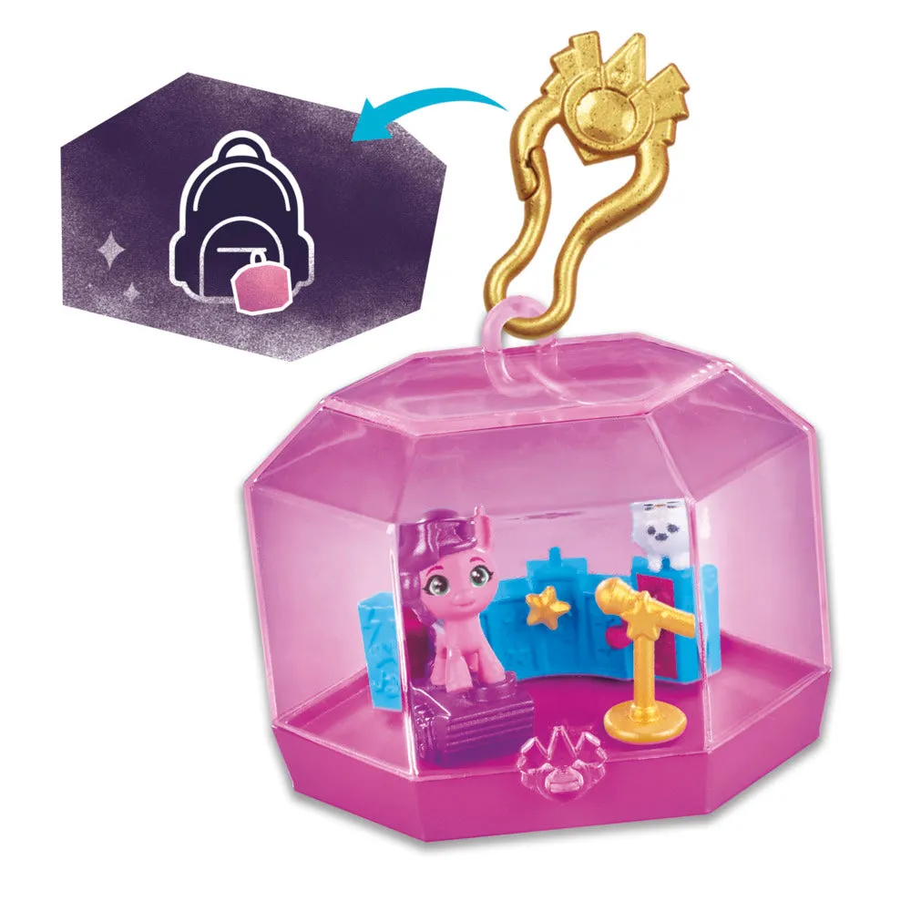 My Little Pony Mini World Magic Crystal Keychain Princess Pipp Petals
