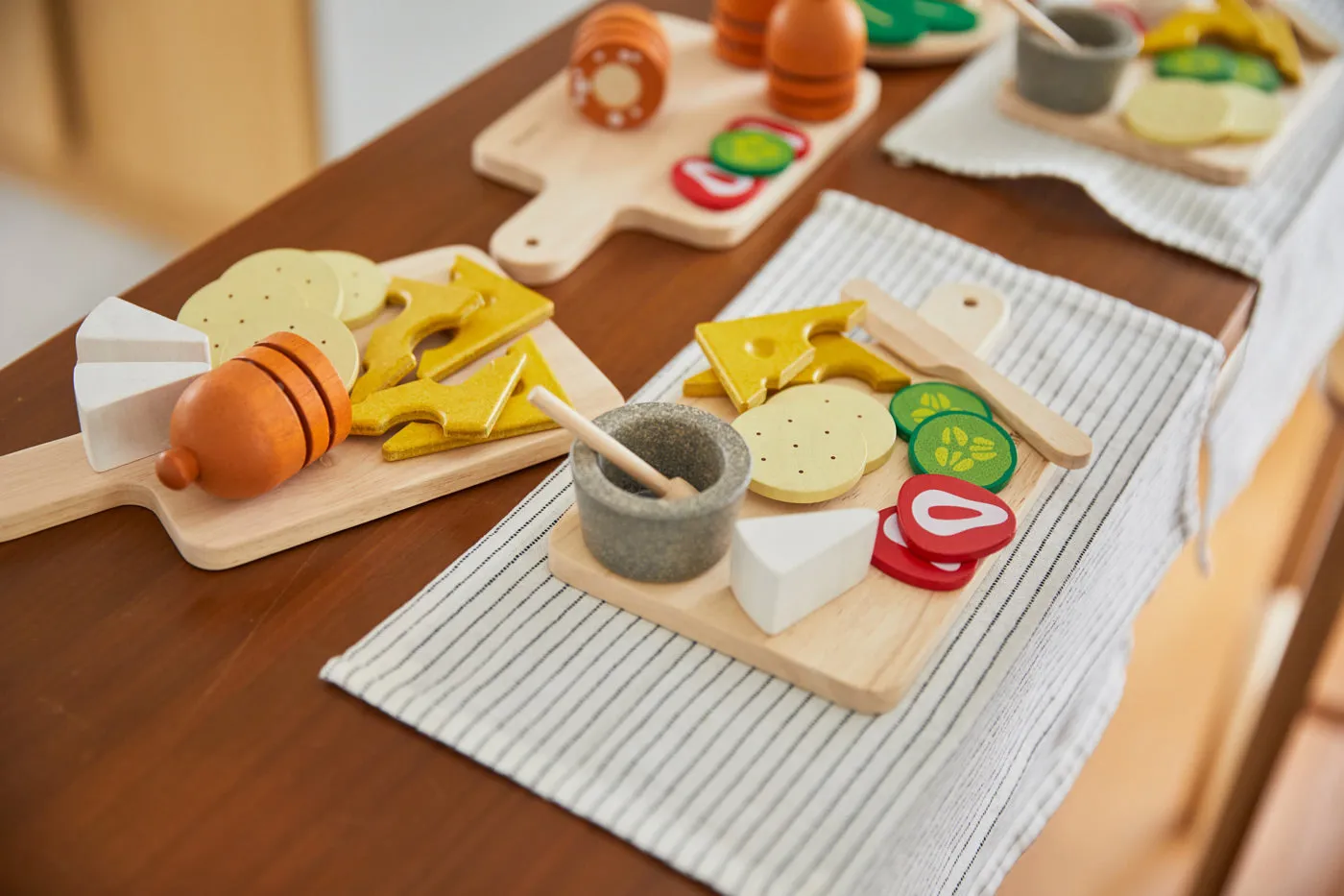 PlanToys Cheese & Charcuterie Board