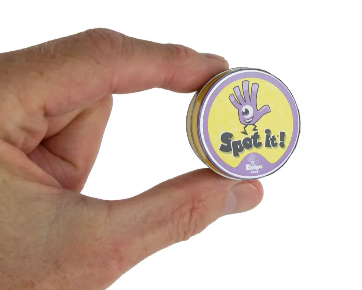 Toy - World's Smallest - Spot It Card Game
